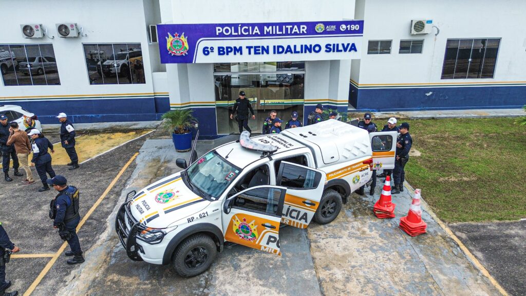 Reforçando a segurança do Estado, Detran entrega viatura e equipamentos para o Pelotão de Trânsito da PM em Cruzeiro do Sul