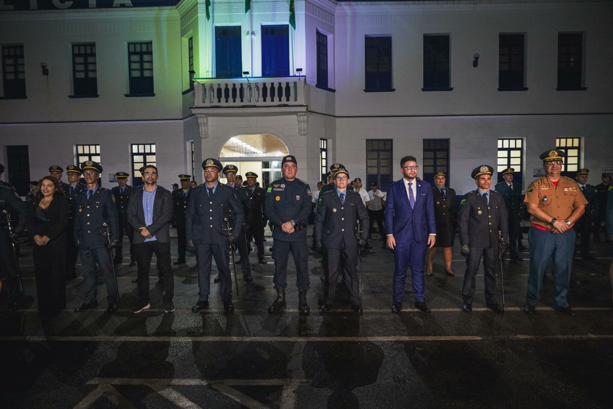 Estado promove mais de 210 praças e oficiais da Polícia Militar e Corpo de Bombeiros do Acre