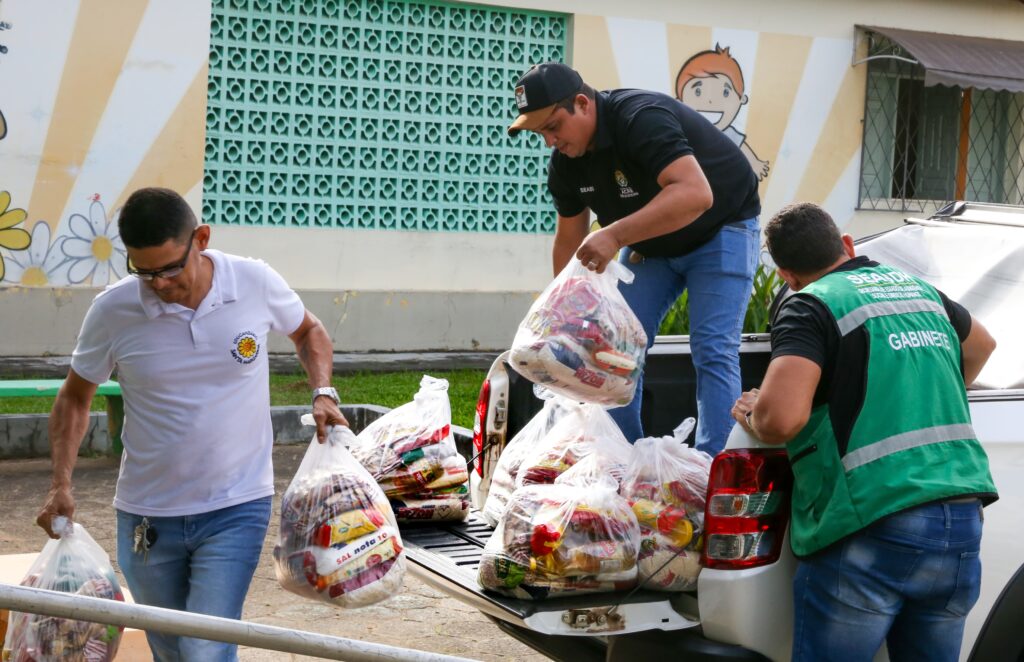 Governo destina mais de 400 cestas básicas para prover segurança alimentar de centenas de pessoas em vulnerabilidade social