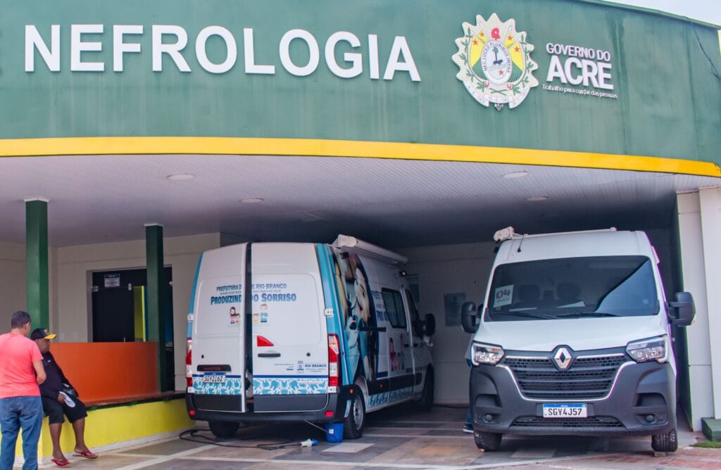 Parceria entre Fundhacre e Semsa leva atendimento odontológico a pacientes com doenças renais