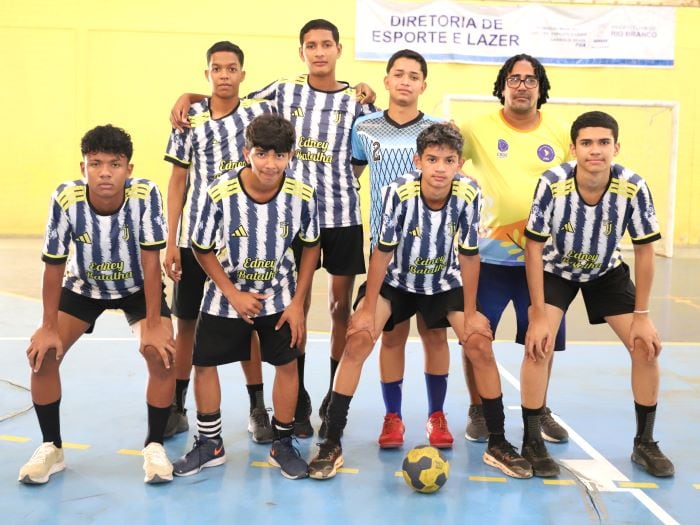 Atletas da escola São João Batista representaram o município do Bujari no handebol masculino. Foto: Mardilson Gomes/SEE