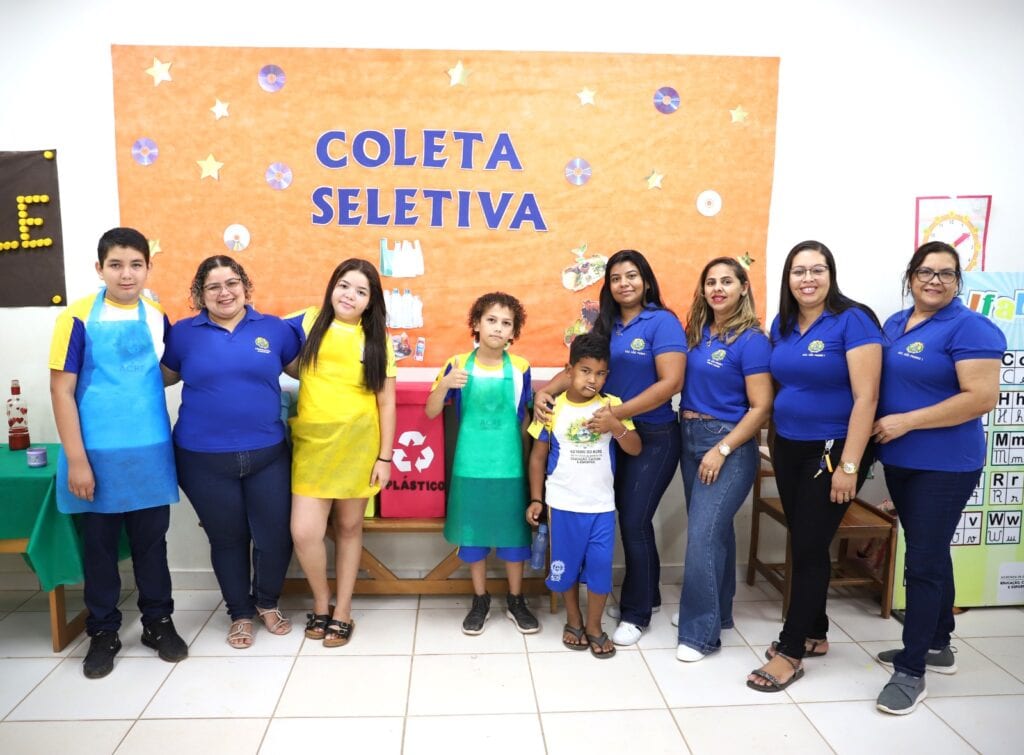 Espaço da coleta seletiva apresentou os brinquedos recicláveis. Foto: Mardilson Gomes/SEE