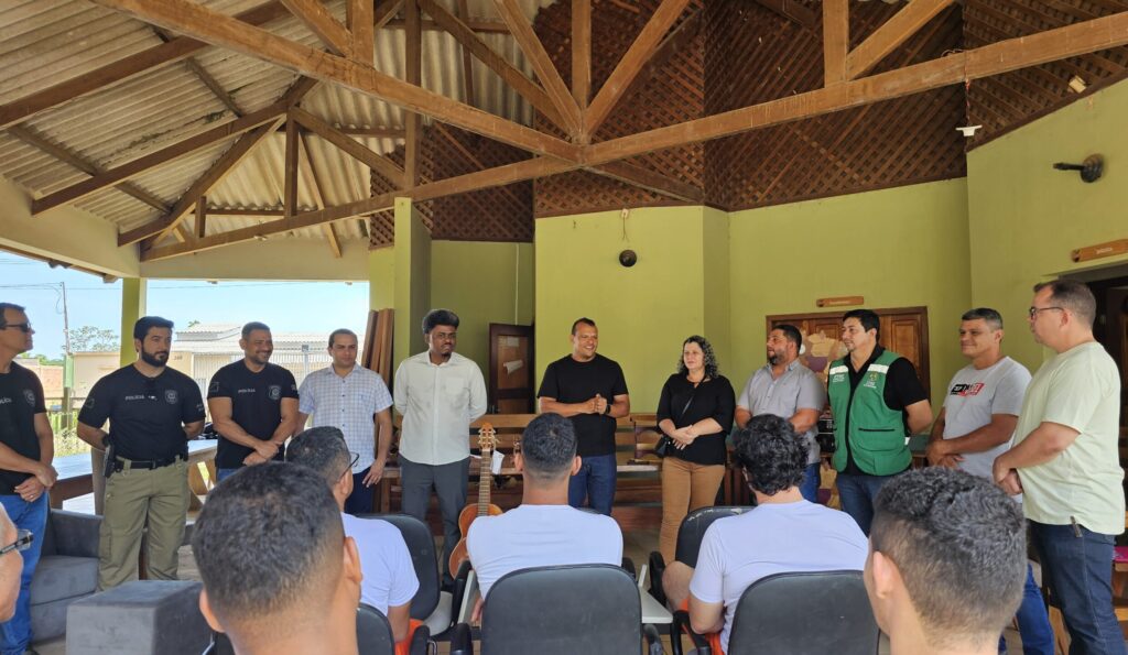 Iapen, em parceria com o Ieptec, lança curso em marcenaria para profissionalizar detentos. Foto: Isabelle Nascimento/Iapen