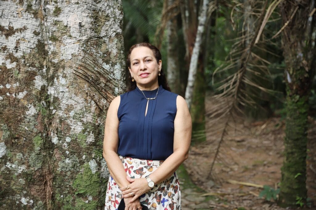 Cristina Boaventura, coordenadora do Parque Zoobotânico, destaca importância do espaço como ambiente educador para produção de práticas sustentáveis. Foto: Mardilson Gomes/SEE