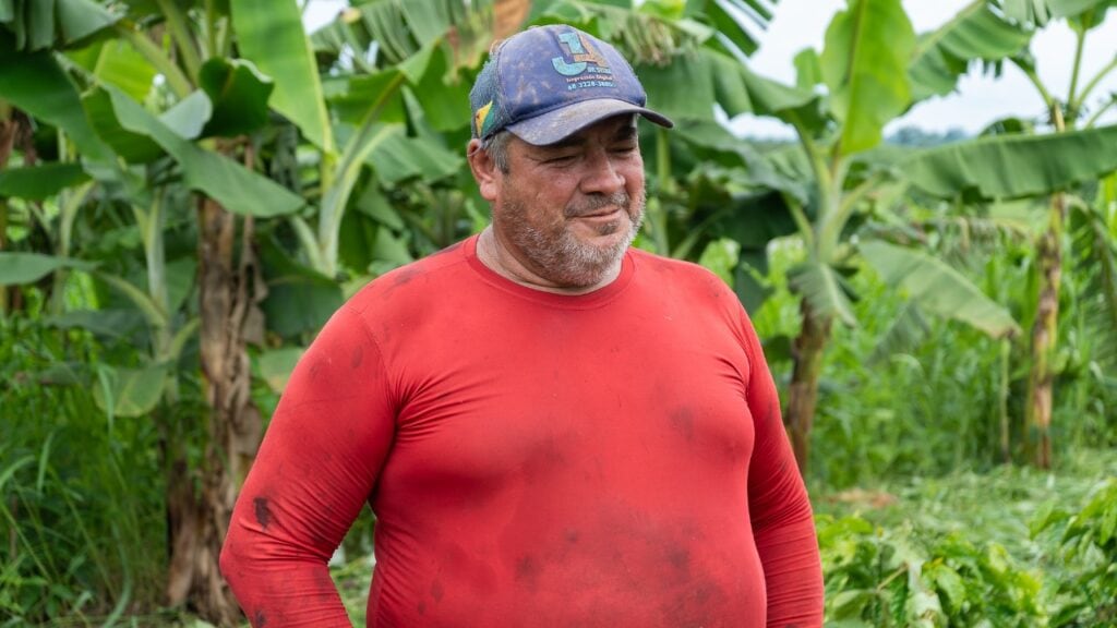 Os intercambistas visitaram a propriedade do produtor rural Messias, em Capixaba. Foto: Uêslei Araújo/Sema