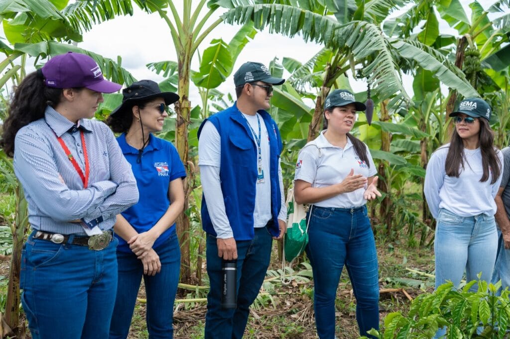 Gestores e técnicos do Pará e Acre participam de agenda de campo sobre práticas sustentáveis. Foto: Uêslei Araújo/Sema