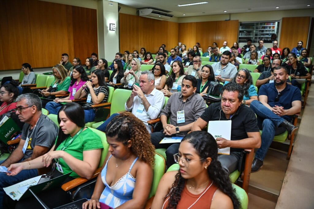 Simpósio abordou a temática de recursos hídricos e segurança de barragens. Foto: Felipe Freire/Secom.