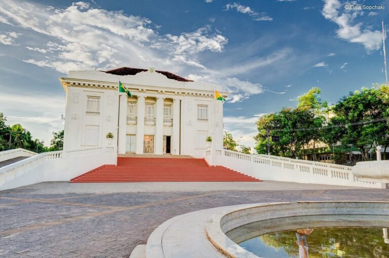 Governo confirma ponto facultativo e feriado no período da Semana Santa