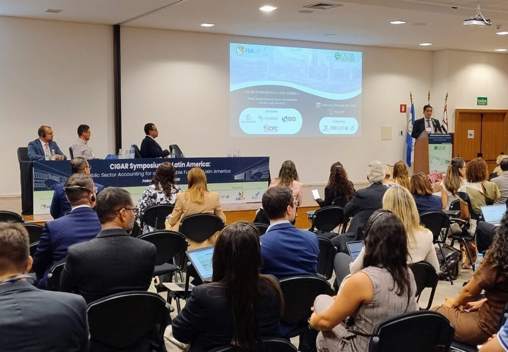 Evento reúne especialistas, pesquisadores e gestores públicos para debater os desafios e avanços na gestão das finanças públicas na América Latina. Foto: cedida