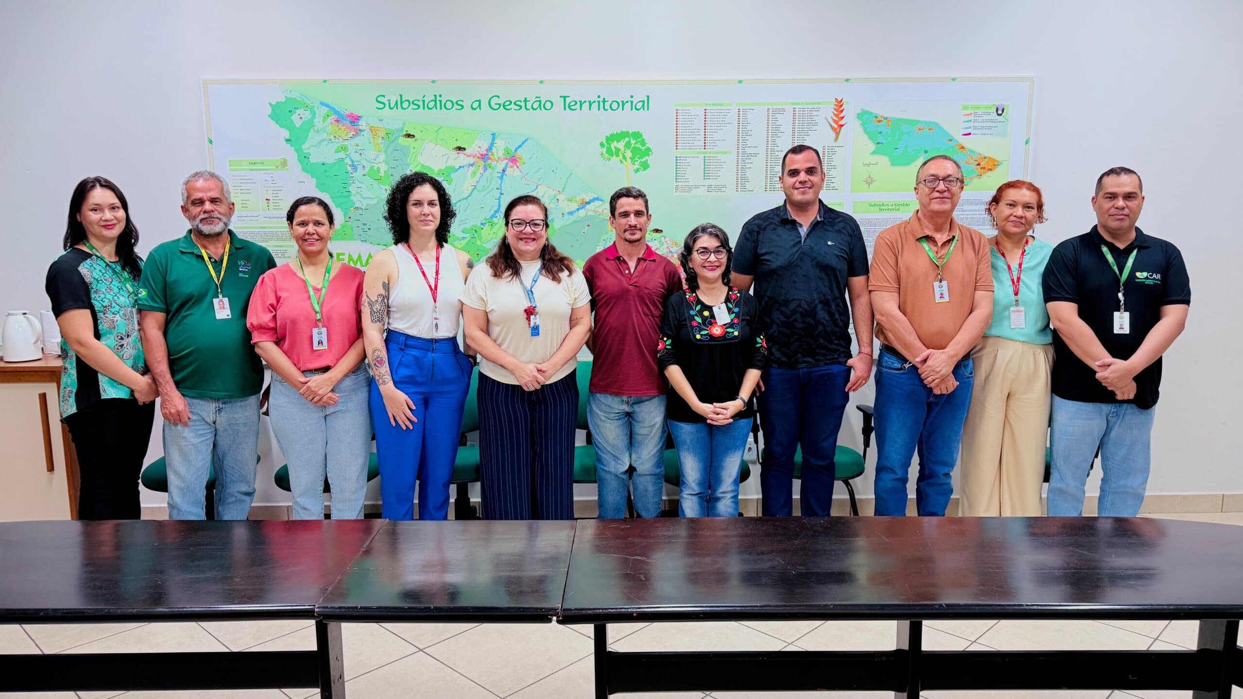 Membros da Câmara Técnica de Meio Ambiente aprovam resolução de regularização ambiental dos cemitérios do Acre. Foto: Uêslei Araújo/Sema