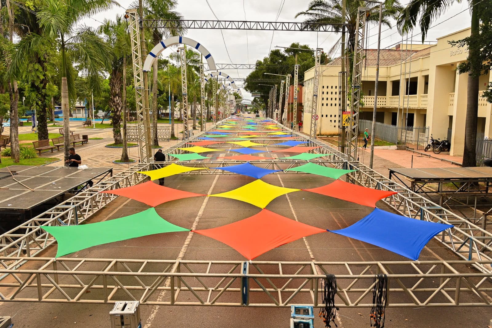 Ornamentação do Carnaval da Família está em processo de finalização. Foto: Ingrid Kelly/ Secom