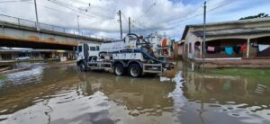 Saneacre leva assistência para famílias atingidas pelas inundações no bairro miritizal. Foto: cedida.