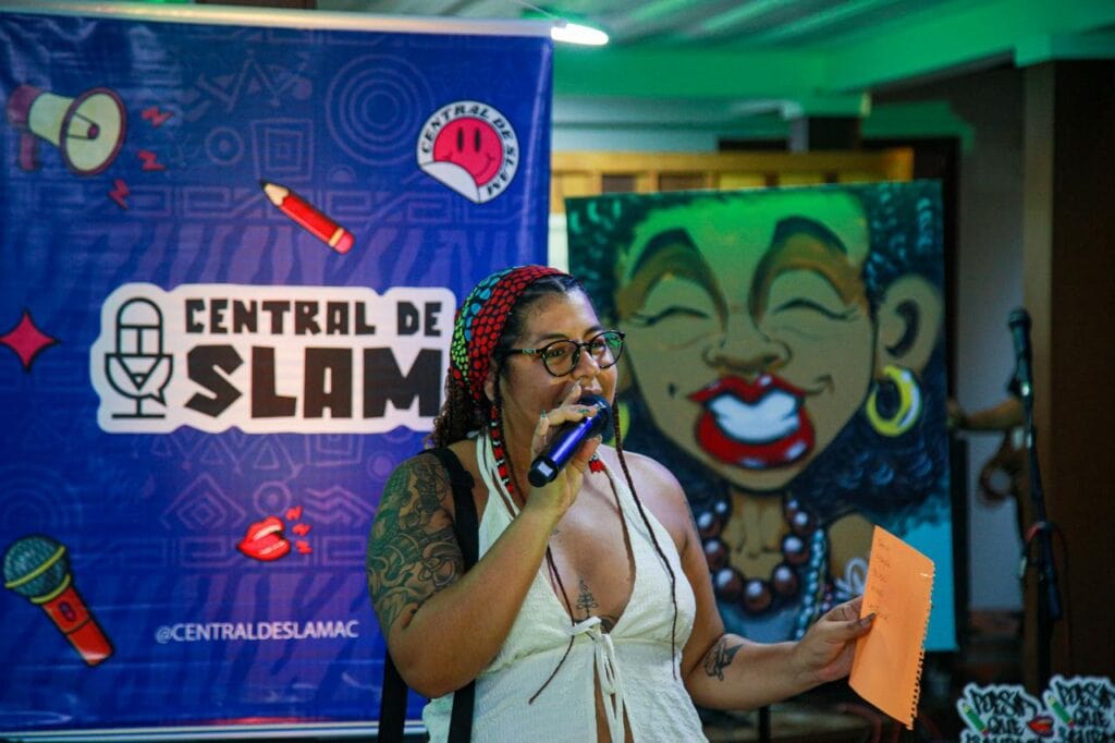 Nati de Poesia promove eventos culturais e também capacita novos artistas. Foto: Arquivo pessoal