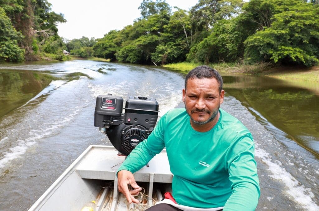 Internet beneficia diretamente barqueiros que vivem do transporte de turistas que visitam a região de inverno a verão. Foto arquivo SECOM