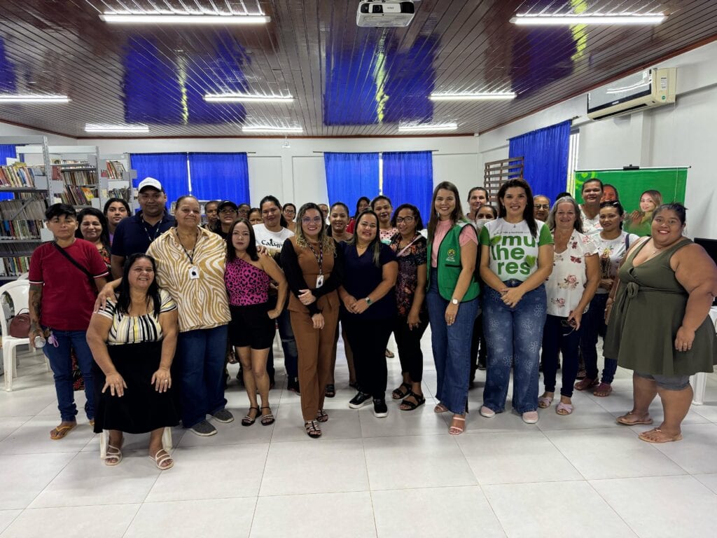 Inauguração dos cursos profissionalizantes foi realizada em Senador Guiomard. Foto: Kauã Cabral/Semulher