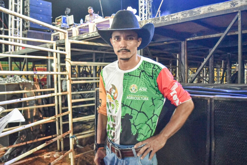 Peão veio de Sena Madureira para competir pelo grande prêmio. Foto: Raylanderson Frota/Secom