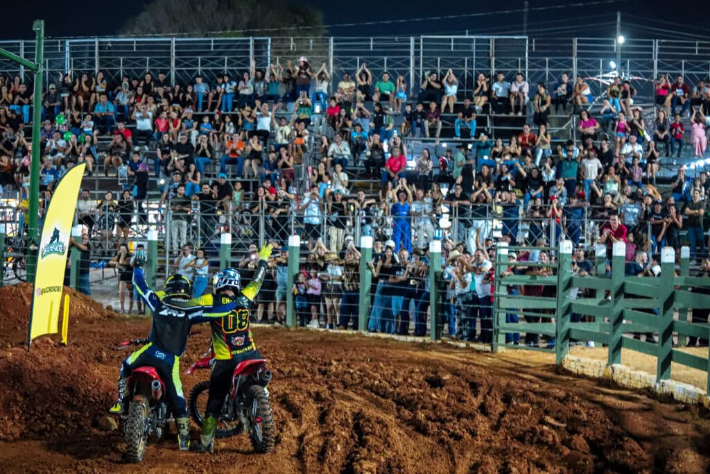 Emoção e superação marcam a etapa final do 3º Campeonato Estadual de Motocross na Expoacre. Foto: Alice Leão/Secom