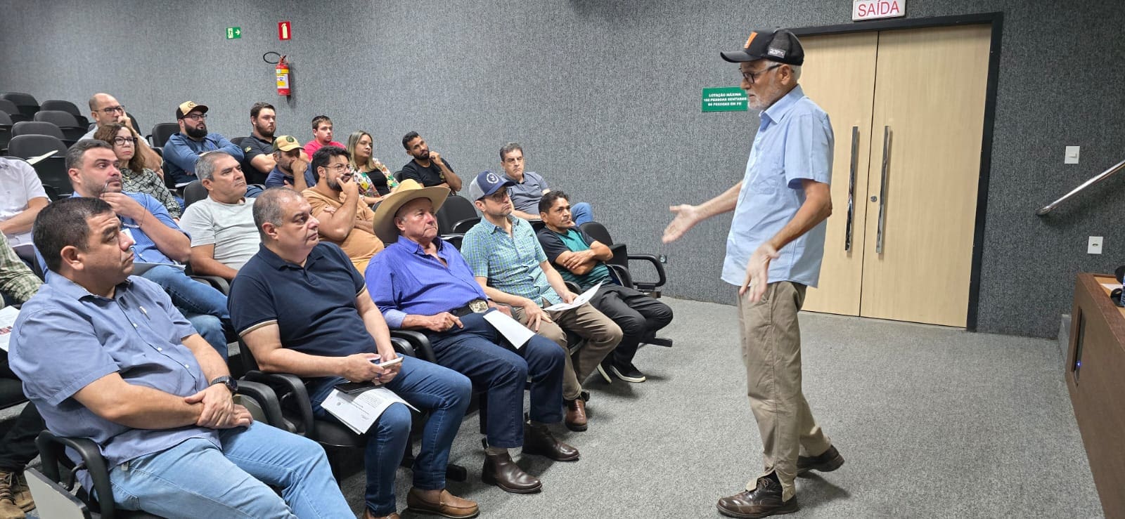 Governo realiza palestra sobre remineralização do solo para produtores rurais e profissionais da área