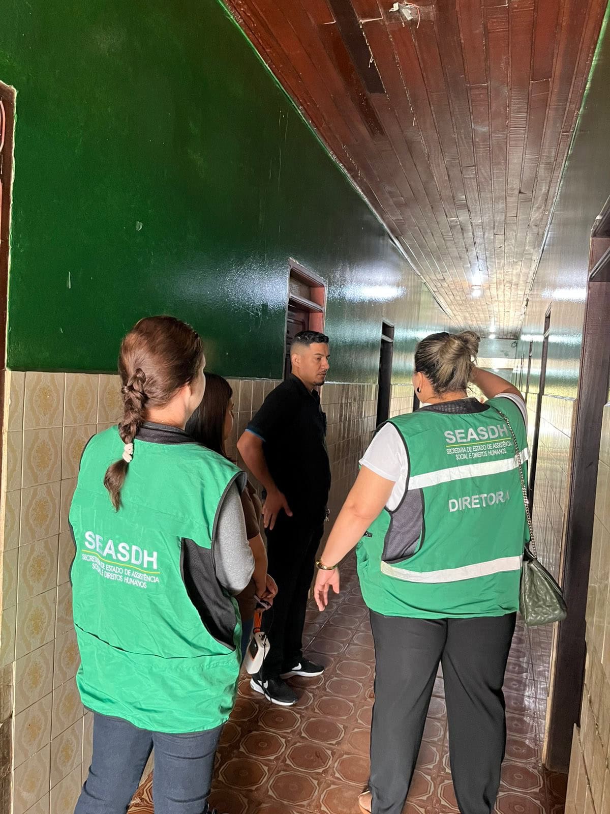 Visitas é parte das iniciativas do governo do Acre para oferecer suporte humanitário. Foto: cedida