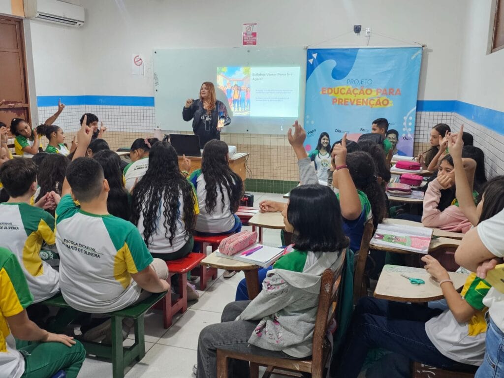 Palestra do projeto Educação para Prevenção na Escola Dr. Mário de Oliveira. Foto: arquivo SEE