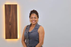 Servidora Odete Almeida de Brito, do Setorial de Controle Interno da Secretaria de Educação. Foto: Letícia Vilacorta/CGE