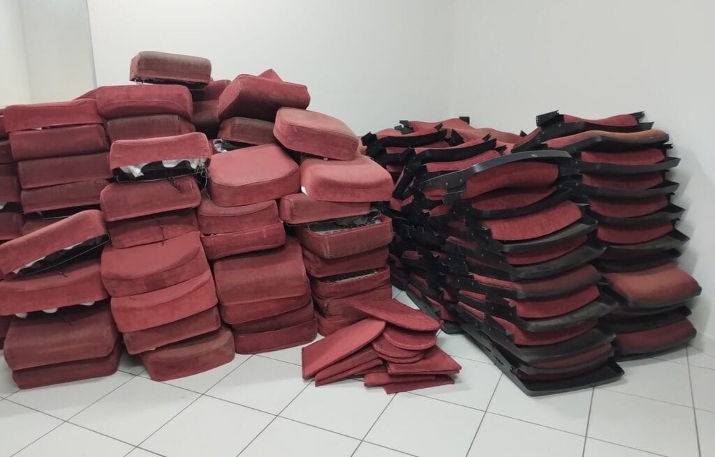 Os bens serão leiloados no estado em que se encontram, sendo de responsabilidade do arrematante a retirada e a destinação final adequada, em conformidade com as normas ambientais e de saúde pública. Foto: cedida