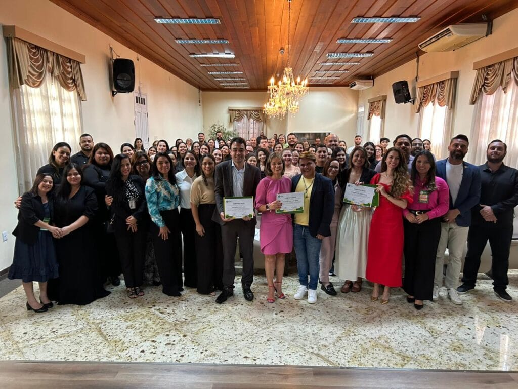 Participantes acompanham a abertura oficial do 1º Fórum da Política de Atendimento do Estado do Acre. Foto: Ludymila Maia/OCA