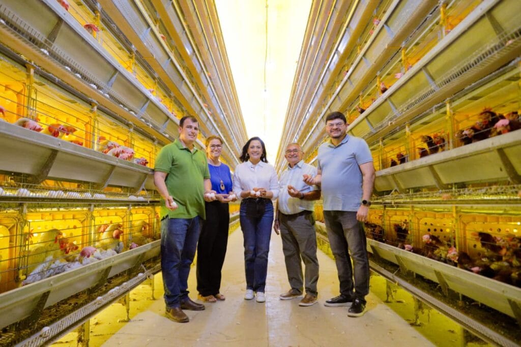 Vice-governadora Mailza Assis visitou instalações da Granja Carijó. Foto: Neto Lucena/Secom