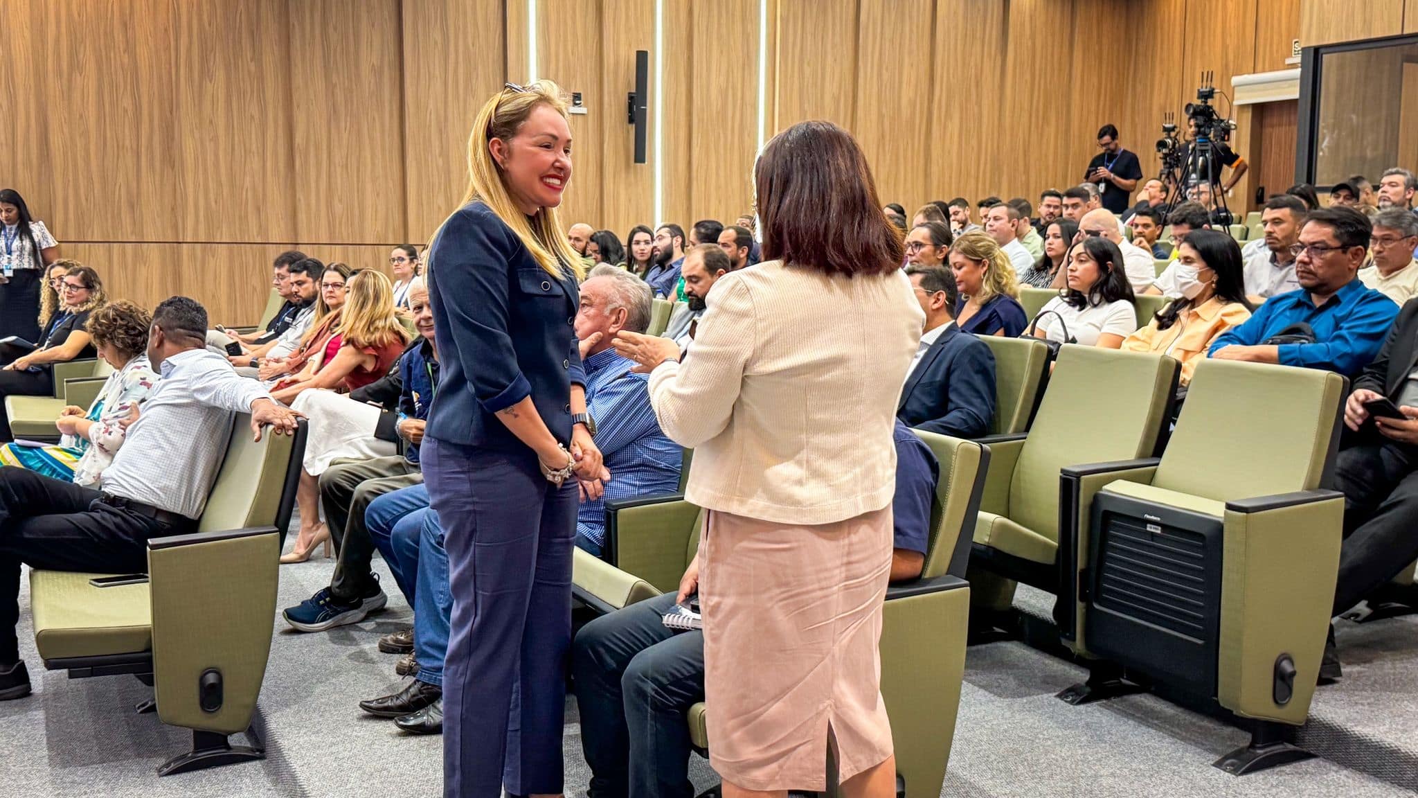 Deracre marca presença em evento que lança nova ferramenta de controle de obras no Acre. Foto: Thauã Conde/Deracre
