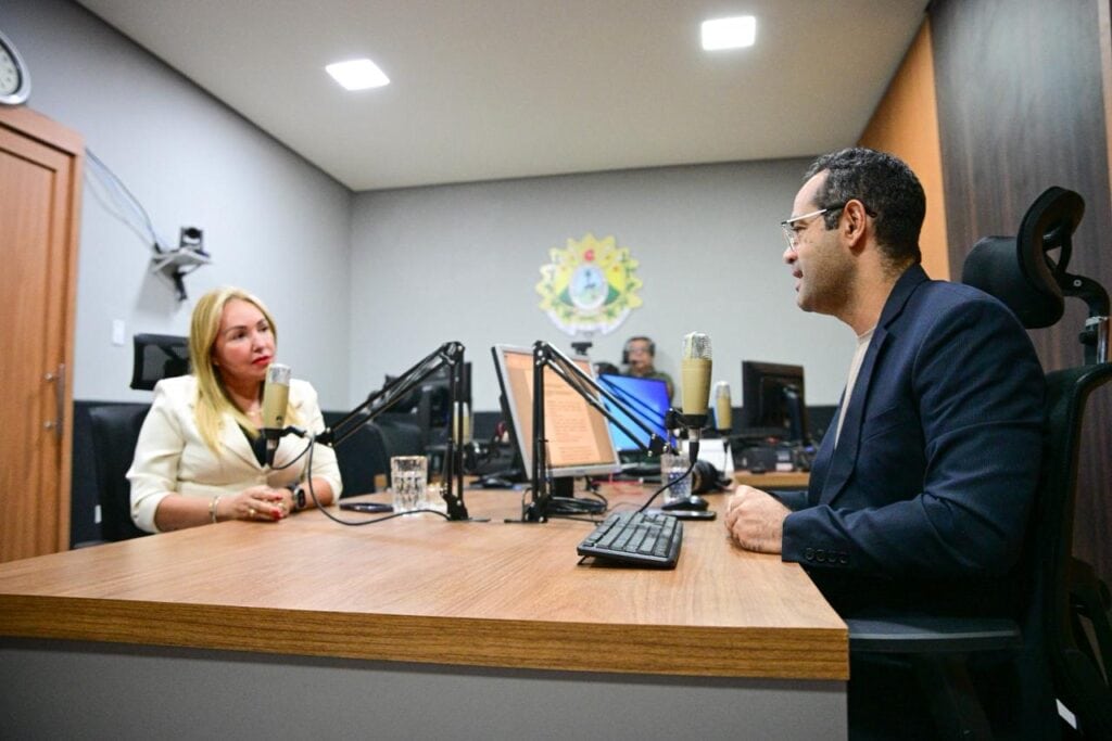 Presidente do Deracre, Sula Ximenes foi a convidada especial do GovCast e compartilhou os desafios e conquistas à frente da instituição. Foto: Clemerson Ribeiro/Secom