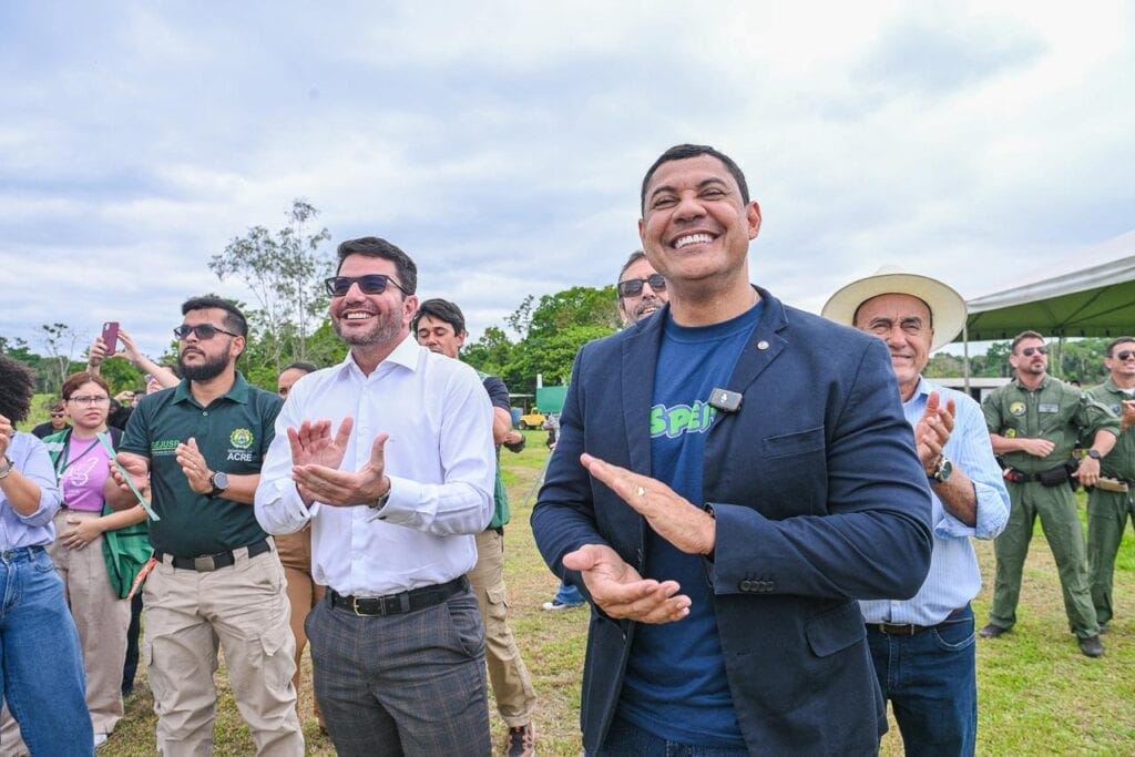 Governador agradeceu à bancada federal que tem unido esforços para reduzir as diferenças. Foto: Diego Gurgel/Secom