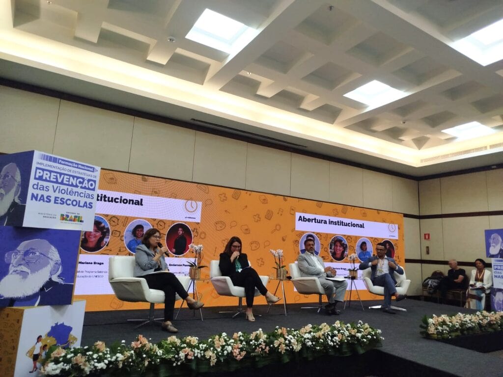 Programação formativa abordou diretrizes, práticas restaurativas e estratégias de promoção da cultura de paz nas escolas. Foto: cedida