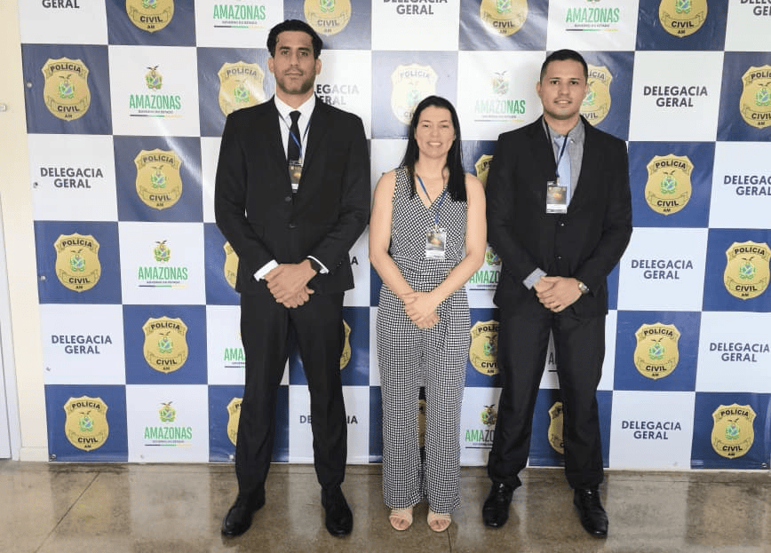 Da esquerda para a direita, os oficiais investigadores de Polícia Davis, Damileyde e Thiago, representantes da Polícia Civil do Acre no curso. Foto: cedida