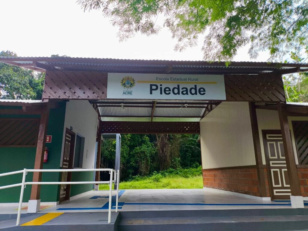 Primeiras escolas no modelo misto, com base de alvenaria, começam a ficar prontas. O objetivo é garantir mais durabilidade das unidades de ensino. Foto: cedida