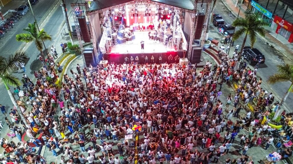 Marcha para Jesus 2025 reuniu fiéis na Praça Orleir Cameli. Foto: Diego Silva/Secom