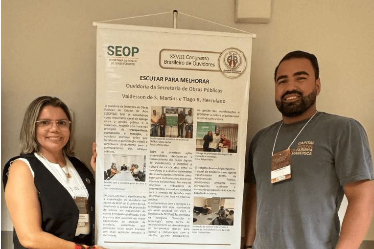 Ouvidor Valdesson Martins, da Secretaria de Estado de Obras Públicas (Seop), e ouvidora-geral da CGE Foto: cedida