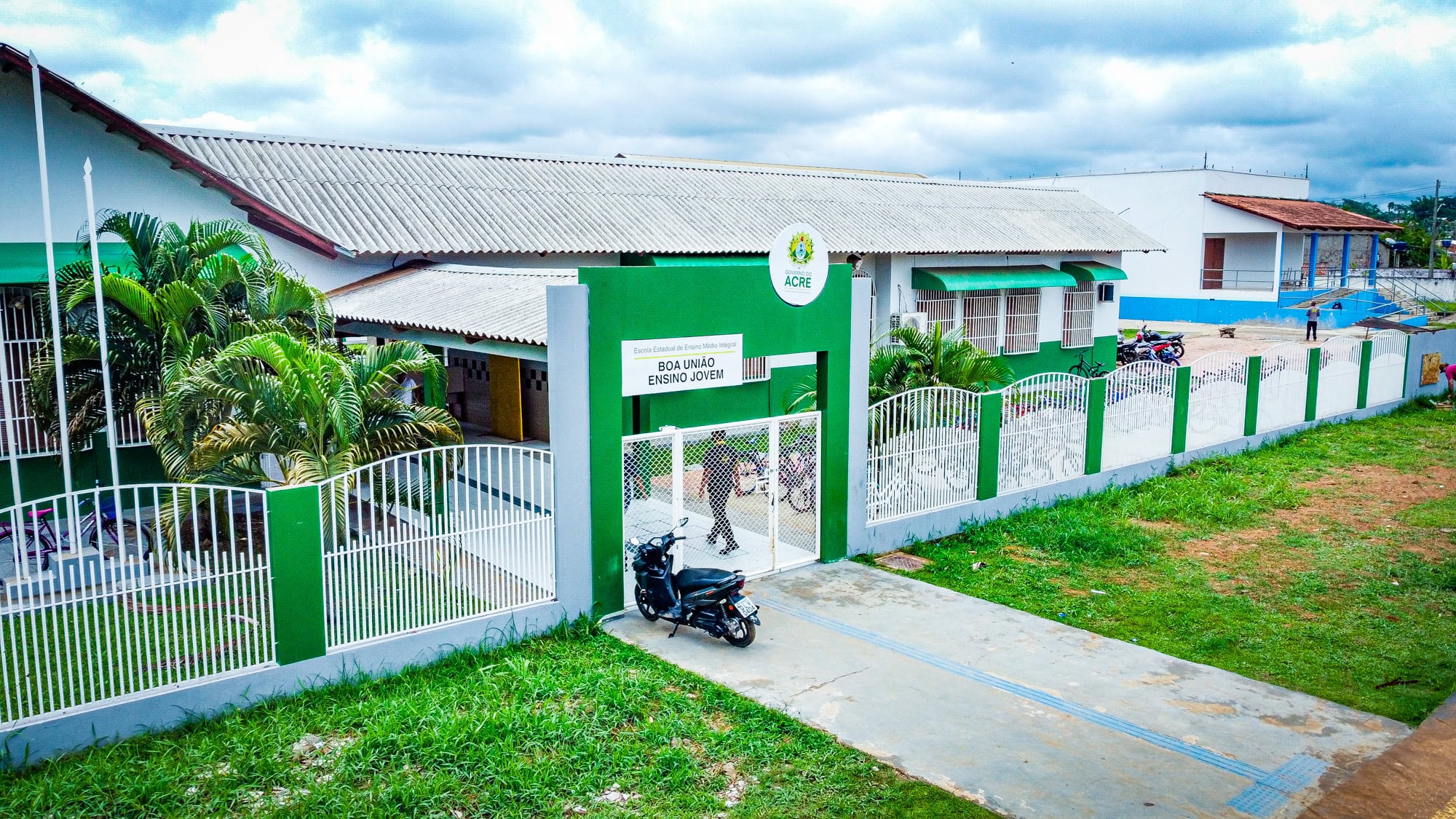 Três escolas oferecerão serviços, de saúde, cidadania, cuidado e bem-estar à população. Foto: Antônio Moura/Iapen