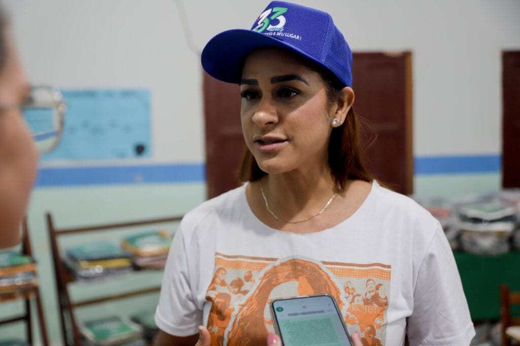 Coordenadora do Projeto Cidadão, Isnailda Silva: “Cidadania a quem mais precisa”. Foto: Neto Lucena/Secom