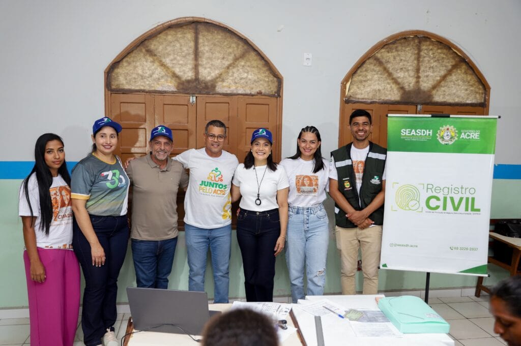 Registro. Civil, oferecido pela SEASDH, também estava presente na ação .Foto: Neto Lucena/Secom