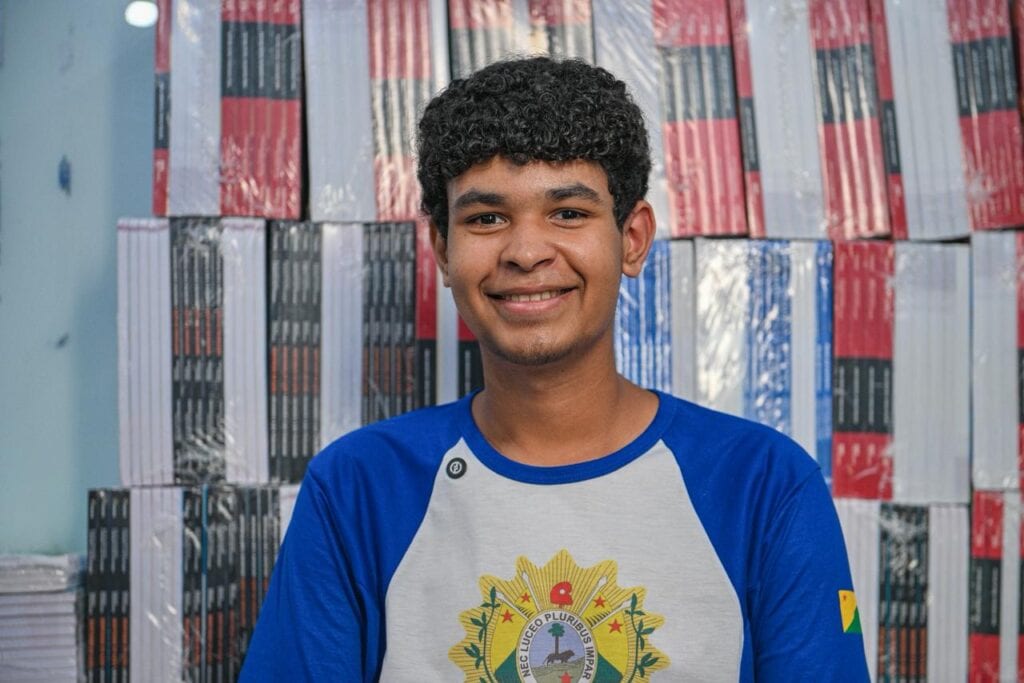 Ezequiel da Silva quer cursar Direito e acredita que a educação é o caminho para transformar vidas. Foto: Diego Gurgel/Secom