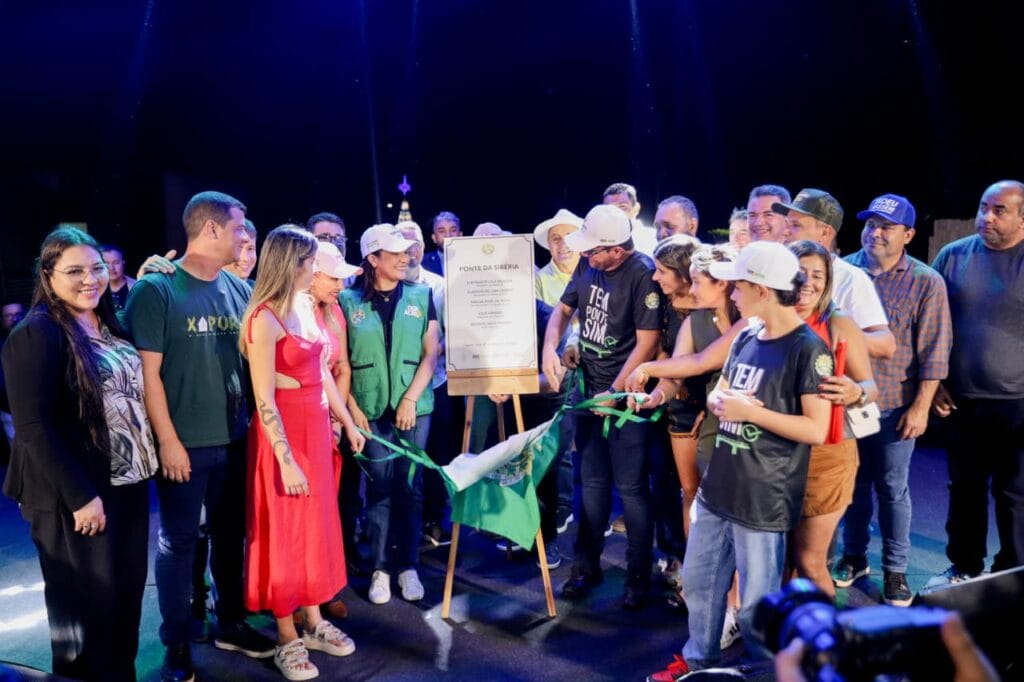 Ponte recebe nome de morador da cidade e família recebe homenagem. Foto: Neto Lucena/Secom