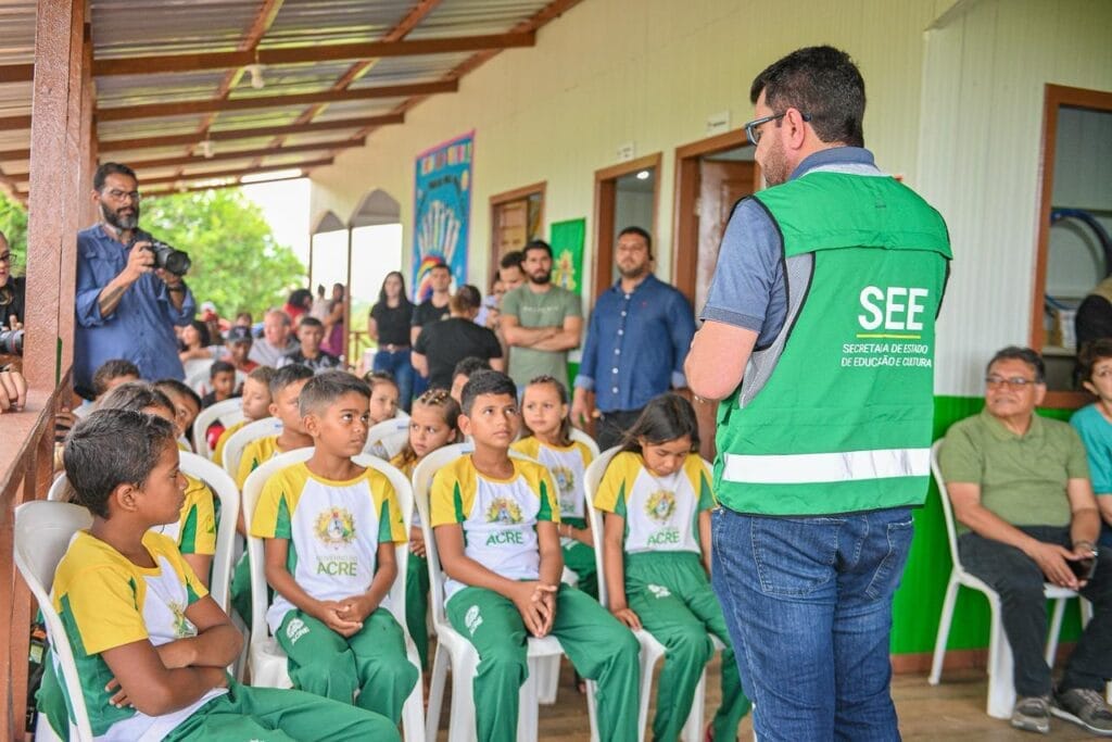 Governador acredita na educação como transformação social. Foto: Diego Gurgel/Secom