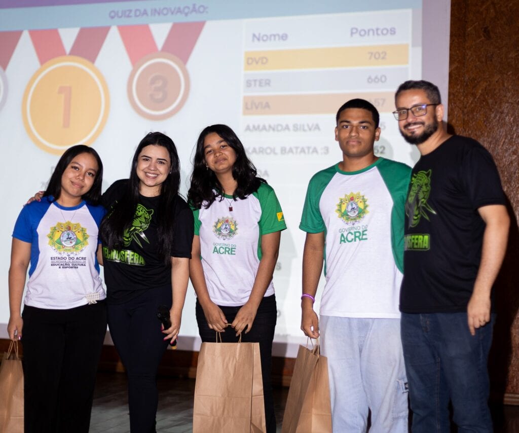 Estudantes participaram de sorteios que deram premiações ao público. Foto: Douglas Porto/cedida