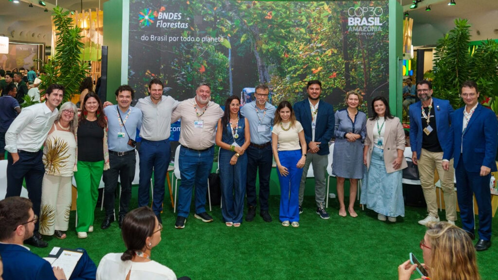 Acre integra painel do BNDES sobre concessões florestais na COP30. Foto: Uêslei Araújo/Sema