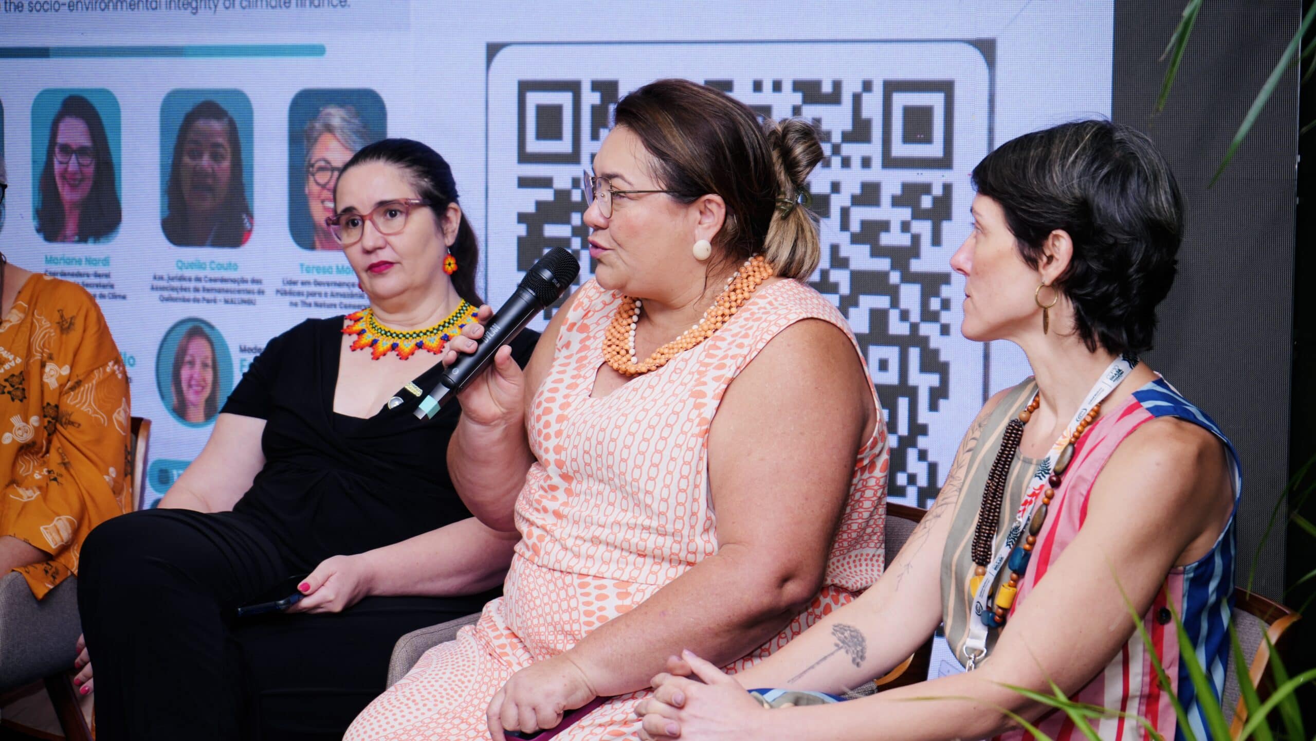 Representante da Ceva, Lisiane Pedrosa, destacou que os membros da sociedade civil e governo atuam juntos para fortalecer o REDD+ Jurisdicional no Acre. Uêslei Araújo/Sema