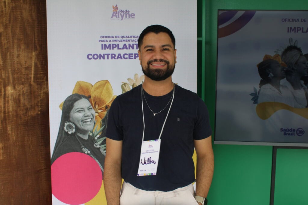 Coordenador estadual da Rede Alyne, Walber Carvalho destacou o compromisso do Estado com a saúde reprodutiva das mulheres. Foto: Tiago Araújo/Sesacre