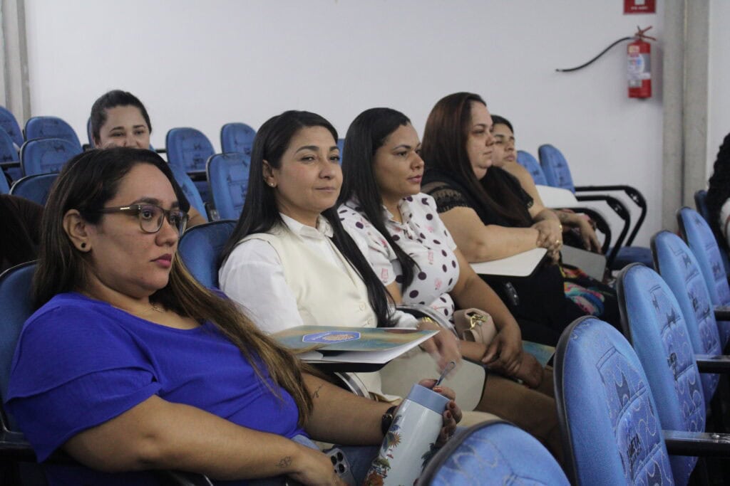 Participam representantes de 17 dos 22 municípios acreanos que aderiram ao Selo Unicef. Foto: Tiago Araújo/Sesacre