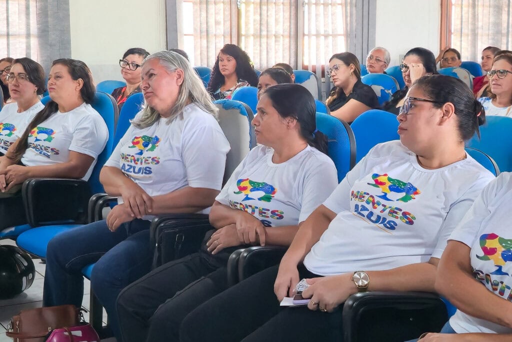 Iniciativa promoveu capacitação de profissionais e integração entre famílias, gestores e pesquisadores. Foto: Marcos Santos/ Secom