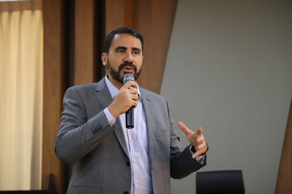 Capacitação foi ministrada pelo advogado da União e referência nacional na área do Direito Processual, Marco Aurélio Peixoto. For: Thennyson Passos/PGE