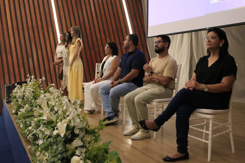 Profissionais participaram de atividades teóricas e práticas. Foto: Allen Ferraz/Ufac